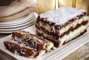 Bolo de coco gelado fit